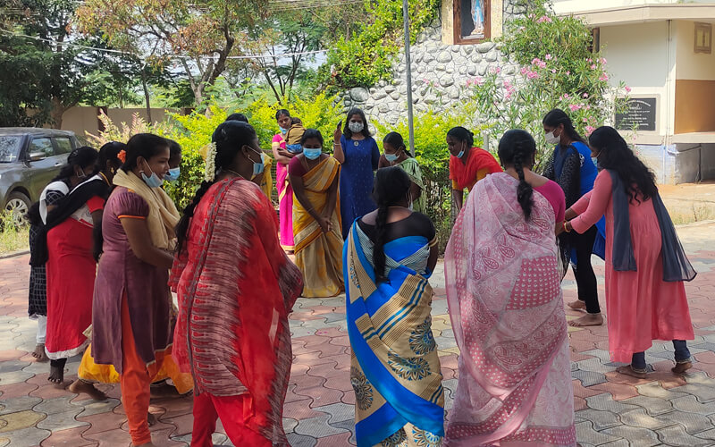 Gummi Dance Performed By The Sewing Beneficiaries
