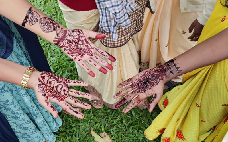 Mehandi Competition Conducted for the Volunteers