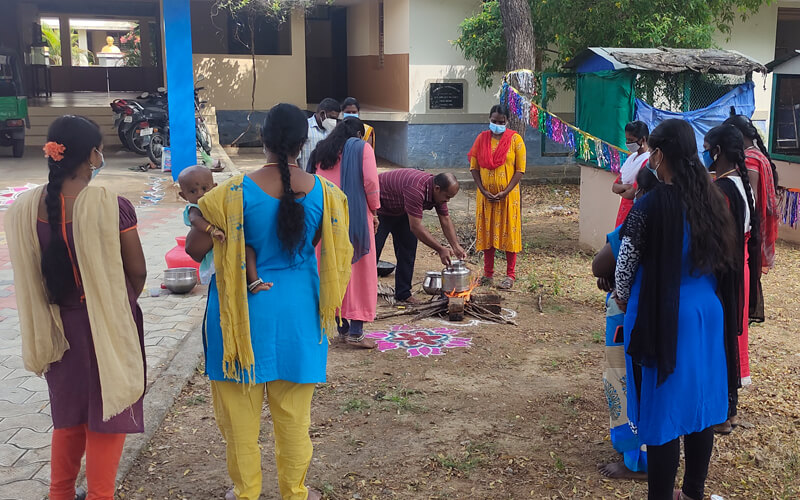 Pongal Making By The Sewing Beneficiaries