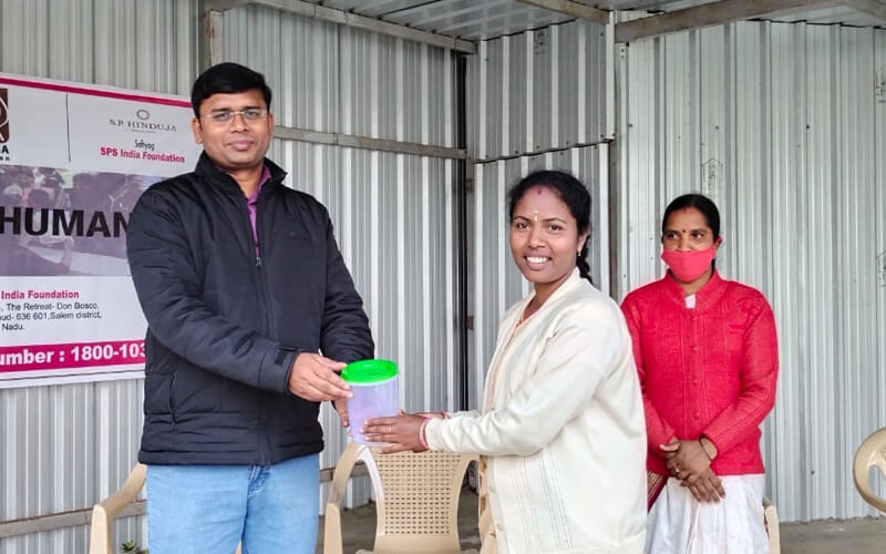 Prize Distribution for the Winners