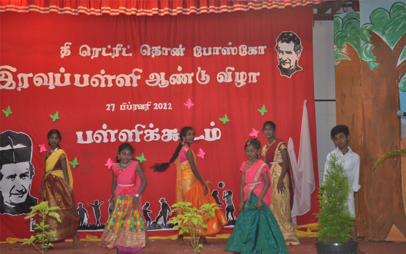 Dance Performance By Kommakadu Night School Children