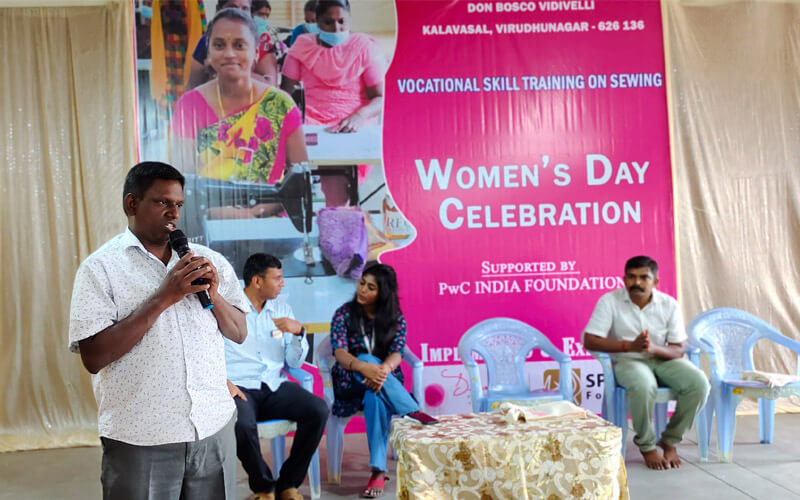 Fr Bosco, DB Vidivelli Director Addressing The Gathering