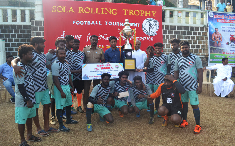 Fr. Arul Maran SDB and Br. George Presented Trophy To Winners of SOLA Rolling Trophy 2022