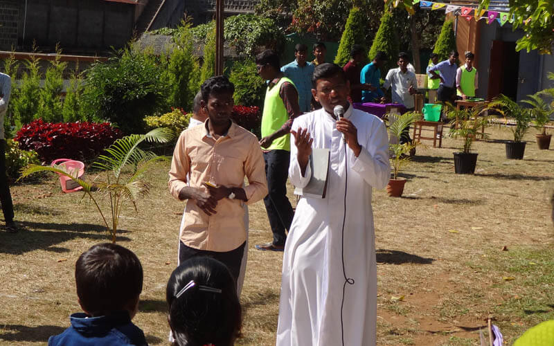 Fr. Selvakumar SDB Addressing The Gatherings